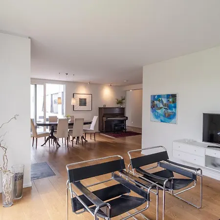 Apartment Stylish And Spacious Family Reykjavik